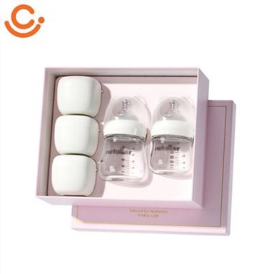 Māsu pudeles dāvanu kaste